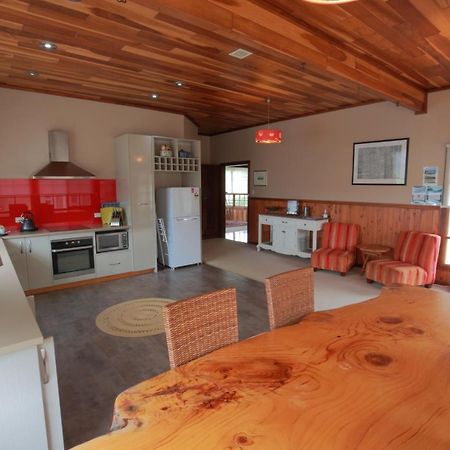 Cable Station Accommodation Stanley Bagian luar foto