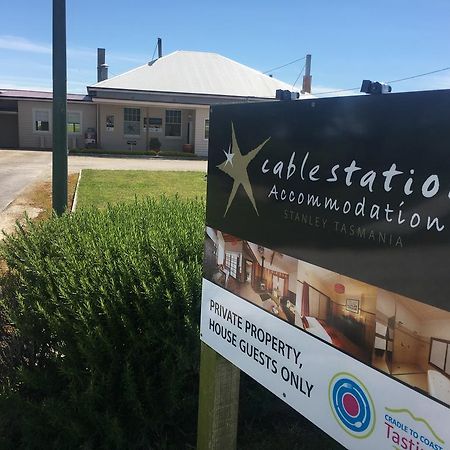 Cable Station Accommodation Stanley Bagian luar foto